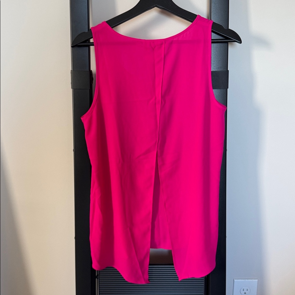 Express split back Tank Top - Picture 2 of 2